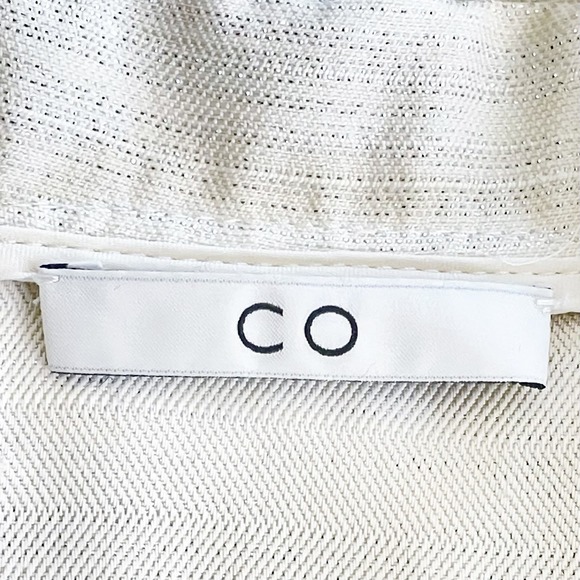 Co White & Silver Oversized Collar Sleeveless Blouse Small - Picture 3 of 6